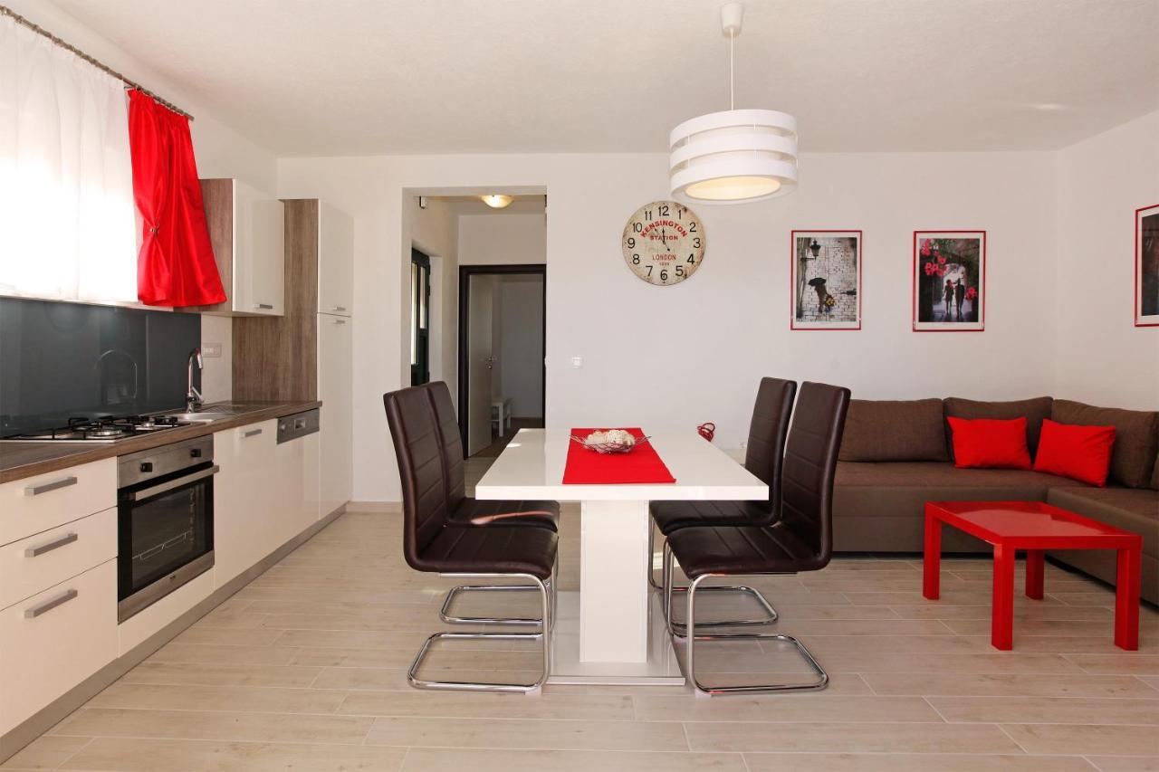 Iris Apartments Bol (Adults Only) Ngoại thất bức ảnh