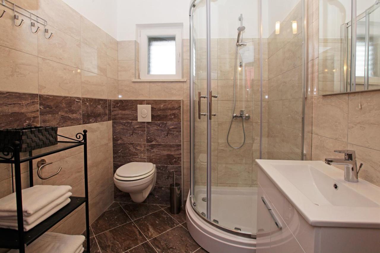 Iris Apartments Bol (Adults Only) Ngoại thất bức ảnh