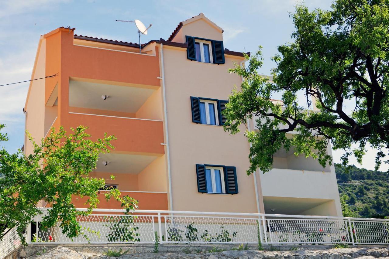 Iris Apartments Bol (Adults Only) Ngoại thất bức ảnh